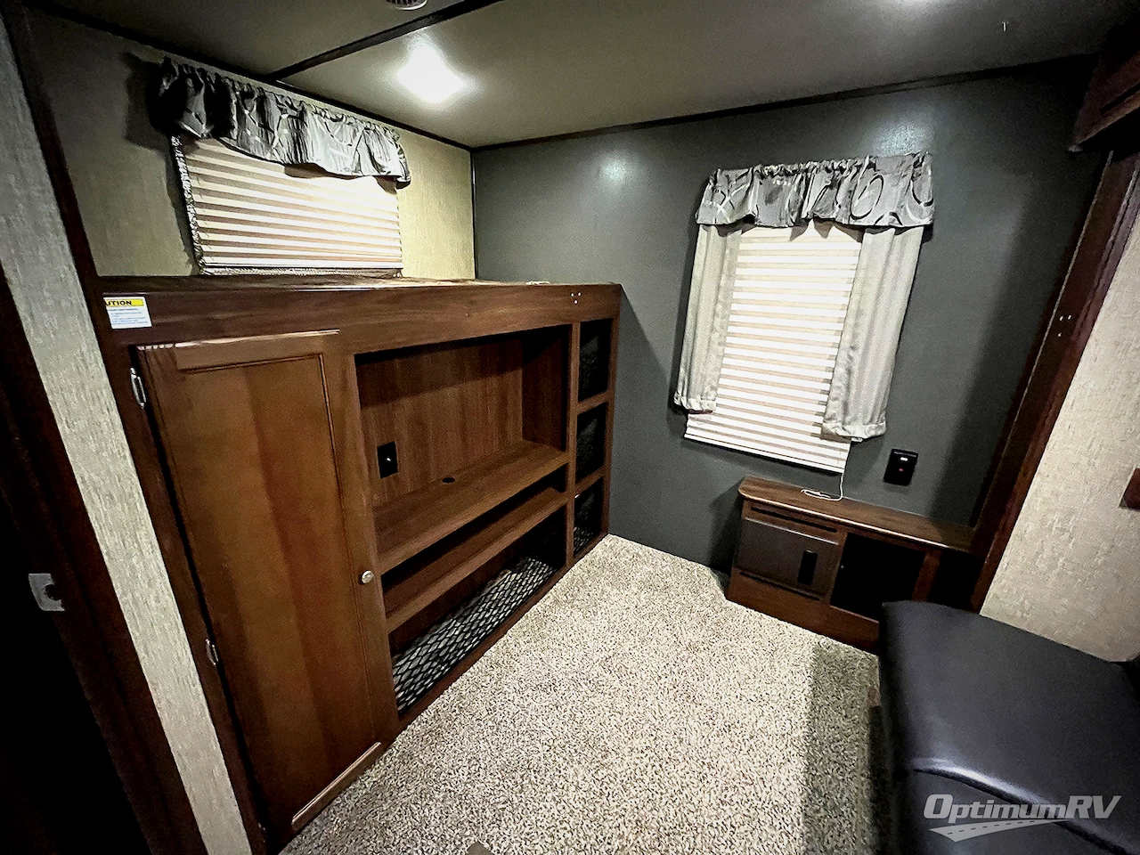 2017 Keystone Sprinter 325BMK Photo 21