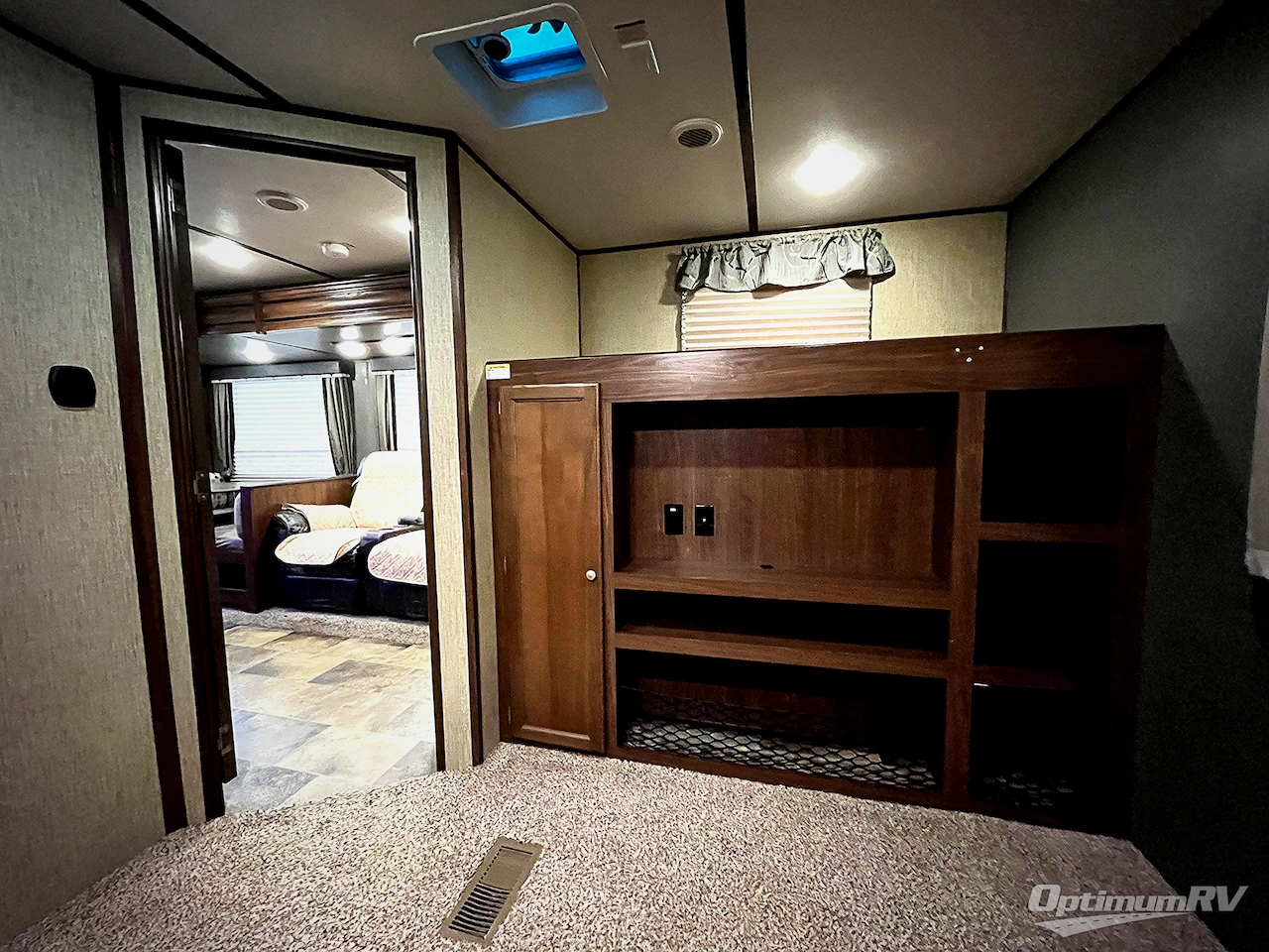 2017 Keystone Sprinter 325BMK Photo 22