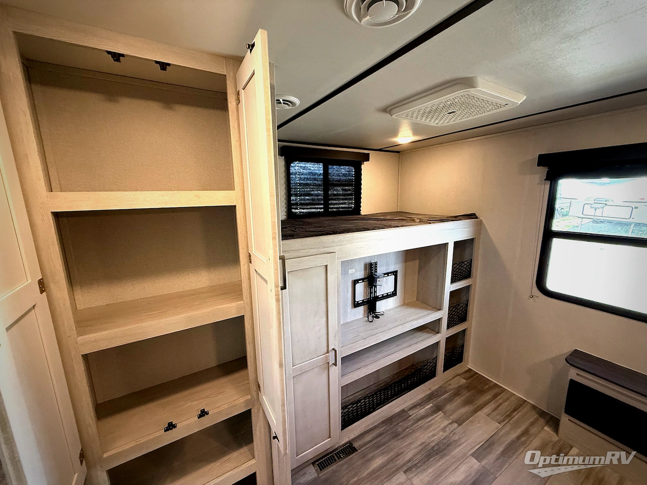 2023 Keystone Sprinter Limited 341BIK Photo 13