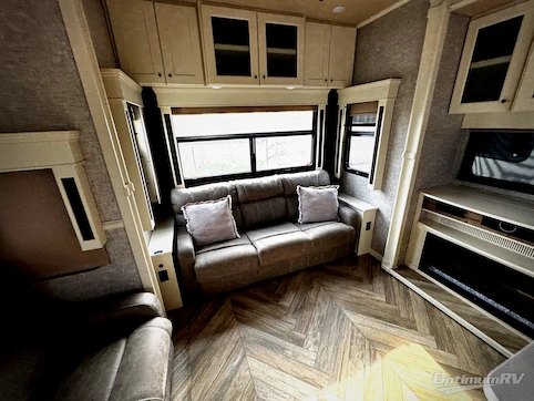 2023 VanLeigh Vilano 320GK RV Photo 2