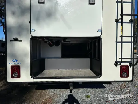 2022 Keystone Montana 3761FL RV Photo 4