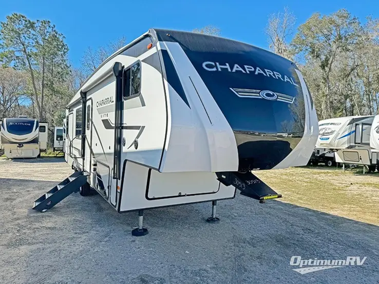 2023 Coachmen Chaparral Lite 284RL RV Photo 1