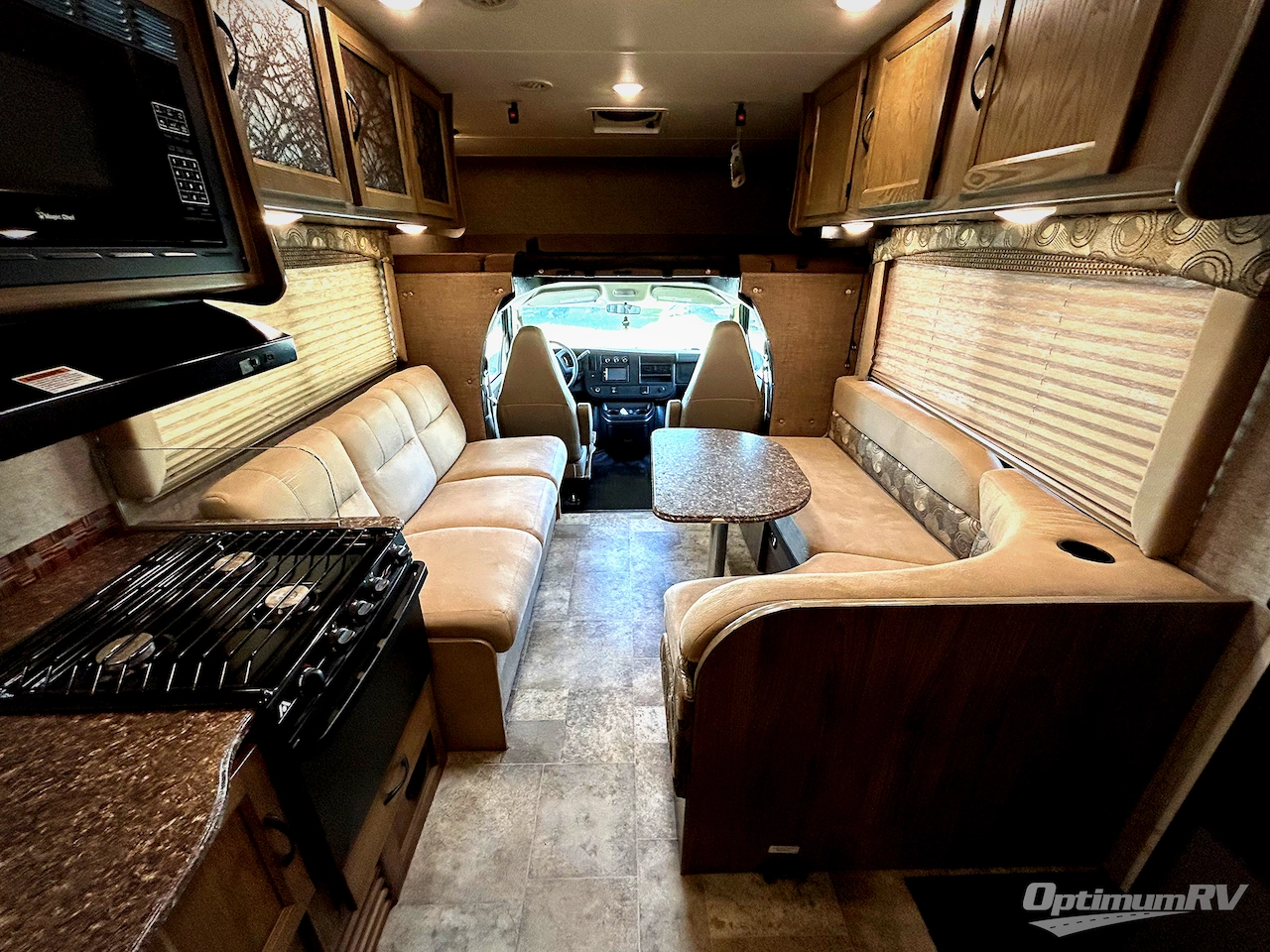 2017 Coachmen Freelander 26RS Ford 350 Photo 5