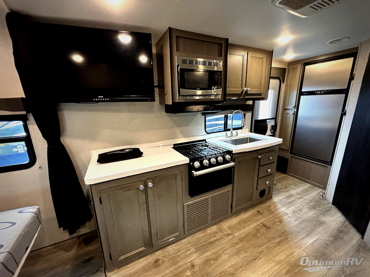 2021 Highland Ridge Mesa Ridge S-Lite ML212FB Photo 5