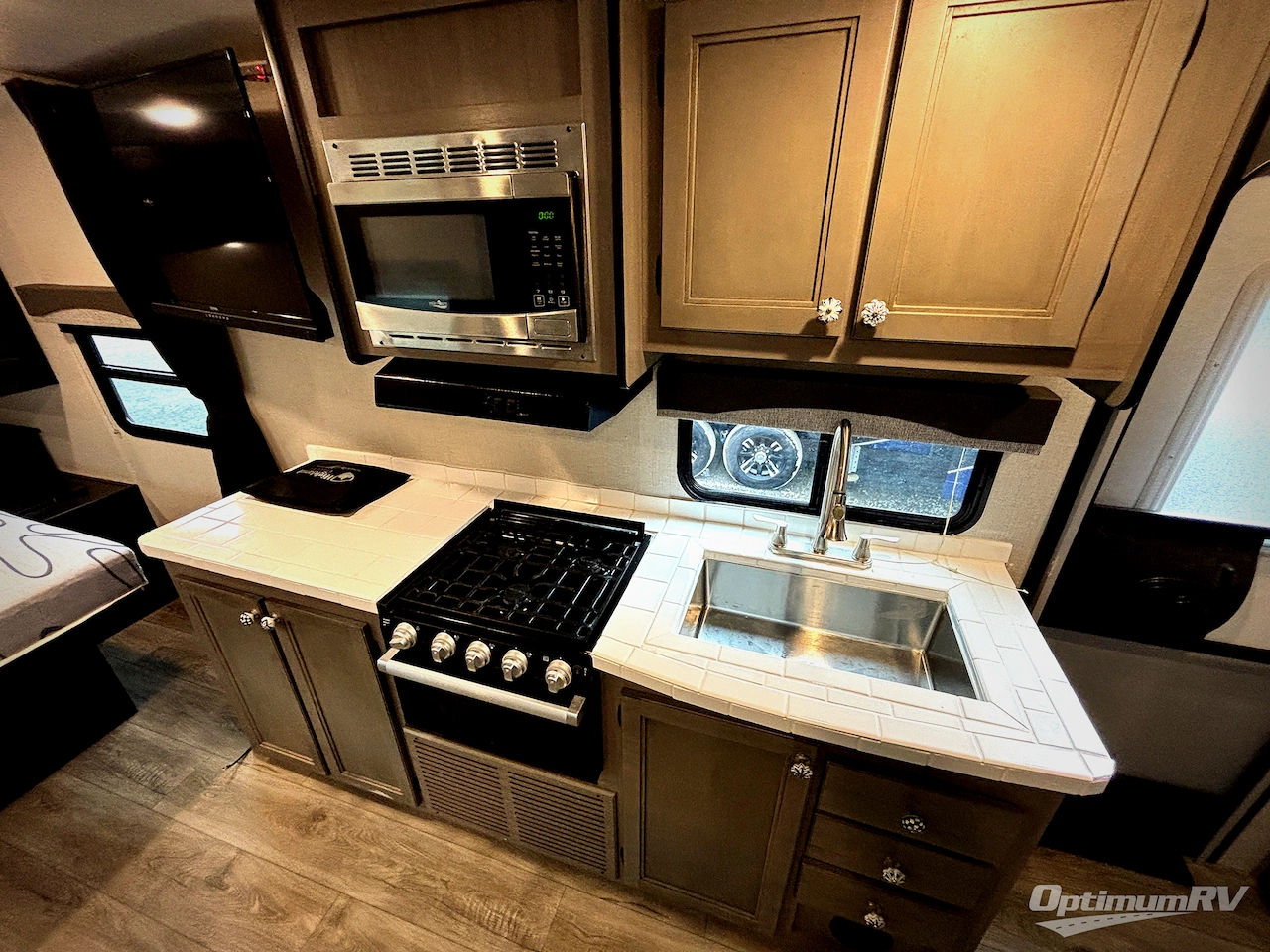 2021 Highland Ridge Mesa Ridge S-Lite ML212FB Photo 6