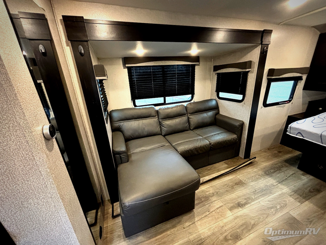 2021 Highland Ridge Mesa Ridge S-Lite ML212FB Photo 8