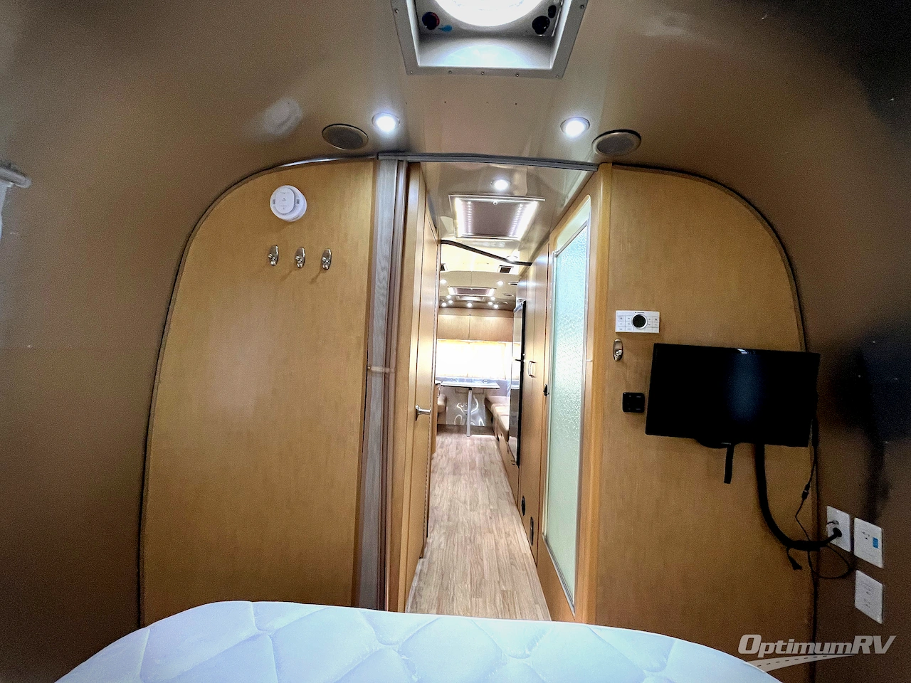 2015 Airstream Flying Cloud 27FB Photo 20