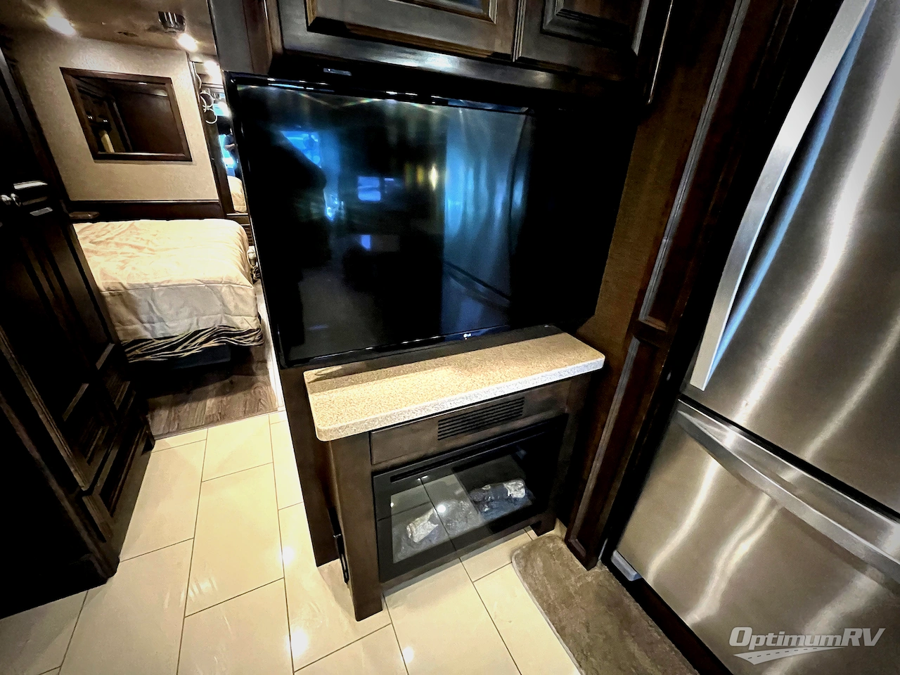 2017 Tiffin Allegro RED 38QRA Photo 11