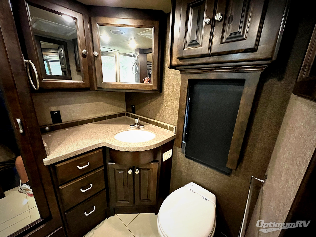 2017 Tiffin Allegro RED 38QRA Photo 25