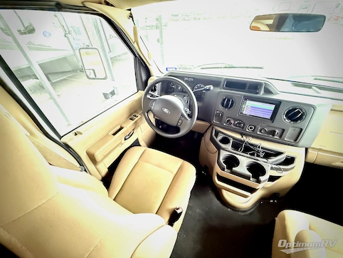 2013 Thor FREEDOM ELITE 23U RV Photo 2