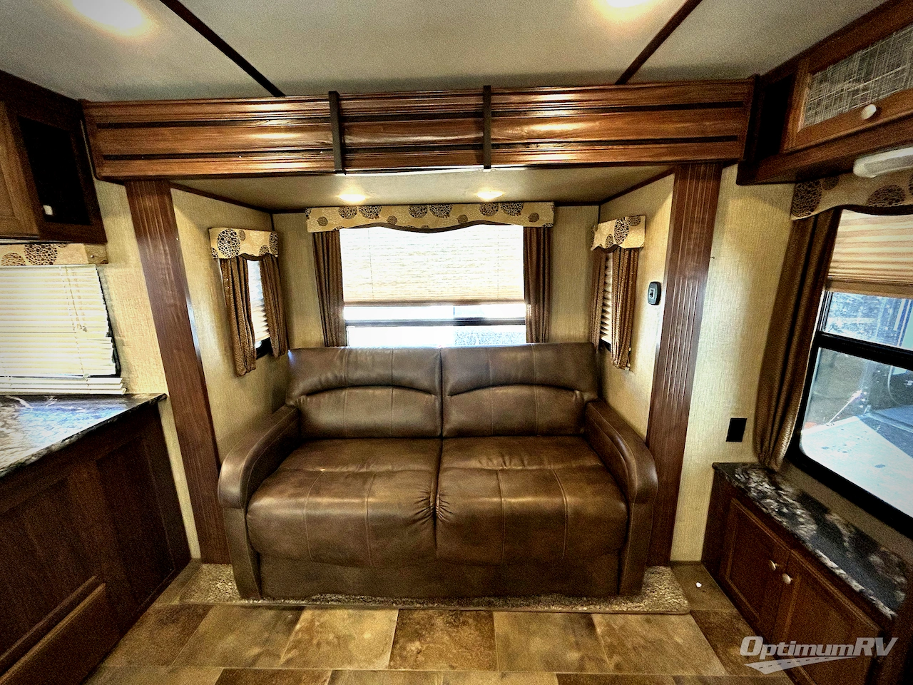 2016 Keystone Sprinter 299RET Photo 8