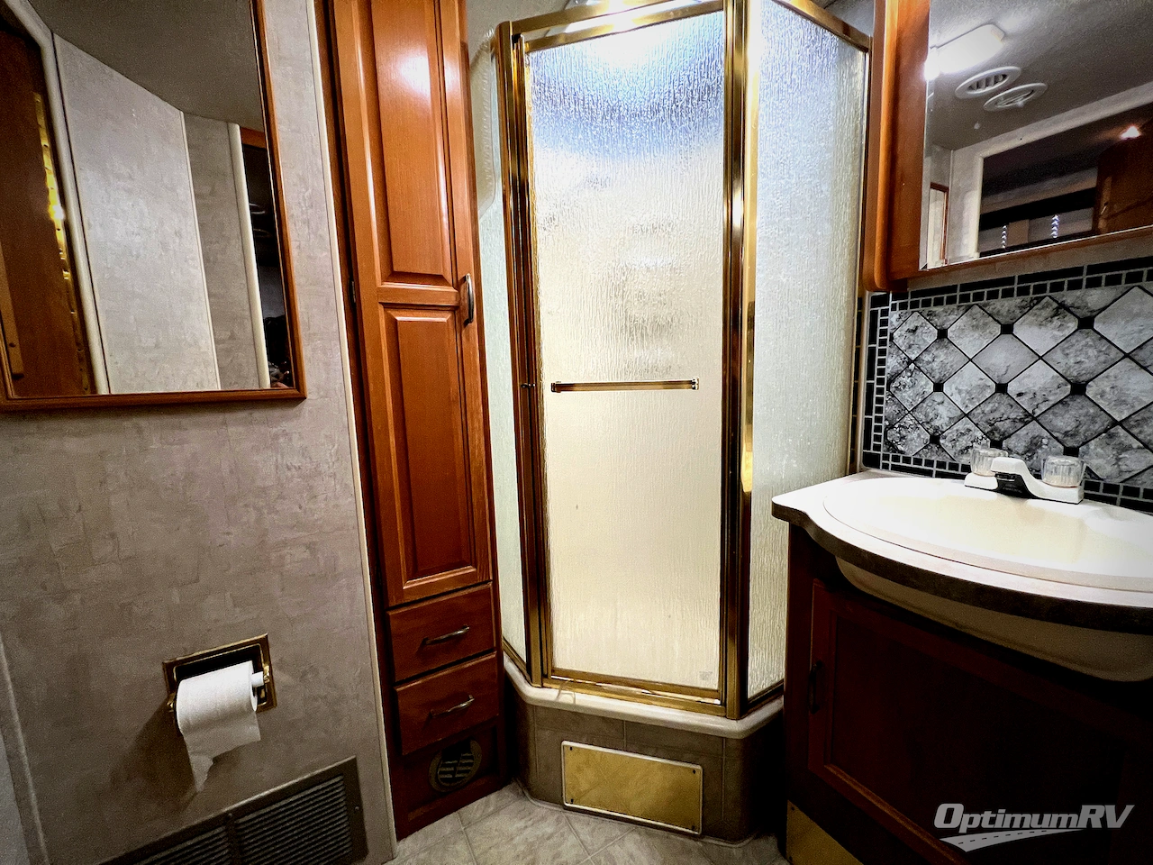 2006 Fleetwood Tioga 31M Photo 23
