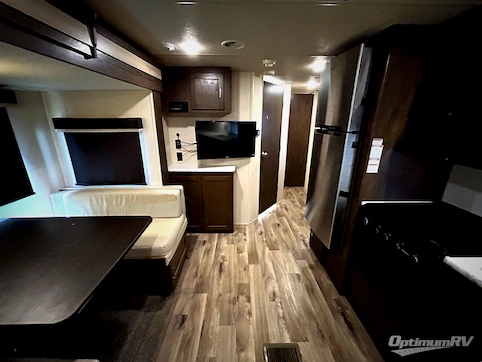 2018 Forest River Salem Hemisphere Hyper-Lyte 24RLSHL RV Photo 2