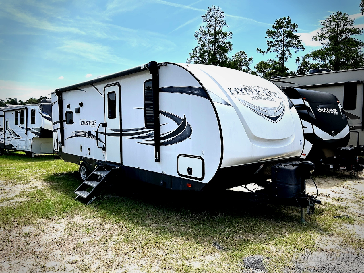 2018 Forest River Salem Hemisphere Hyper-Lyte 24RLSHL Photo 1
