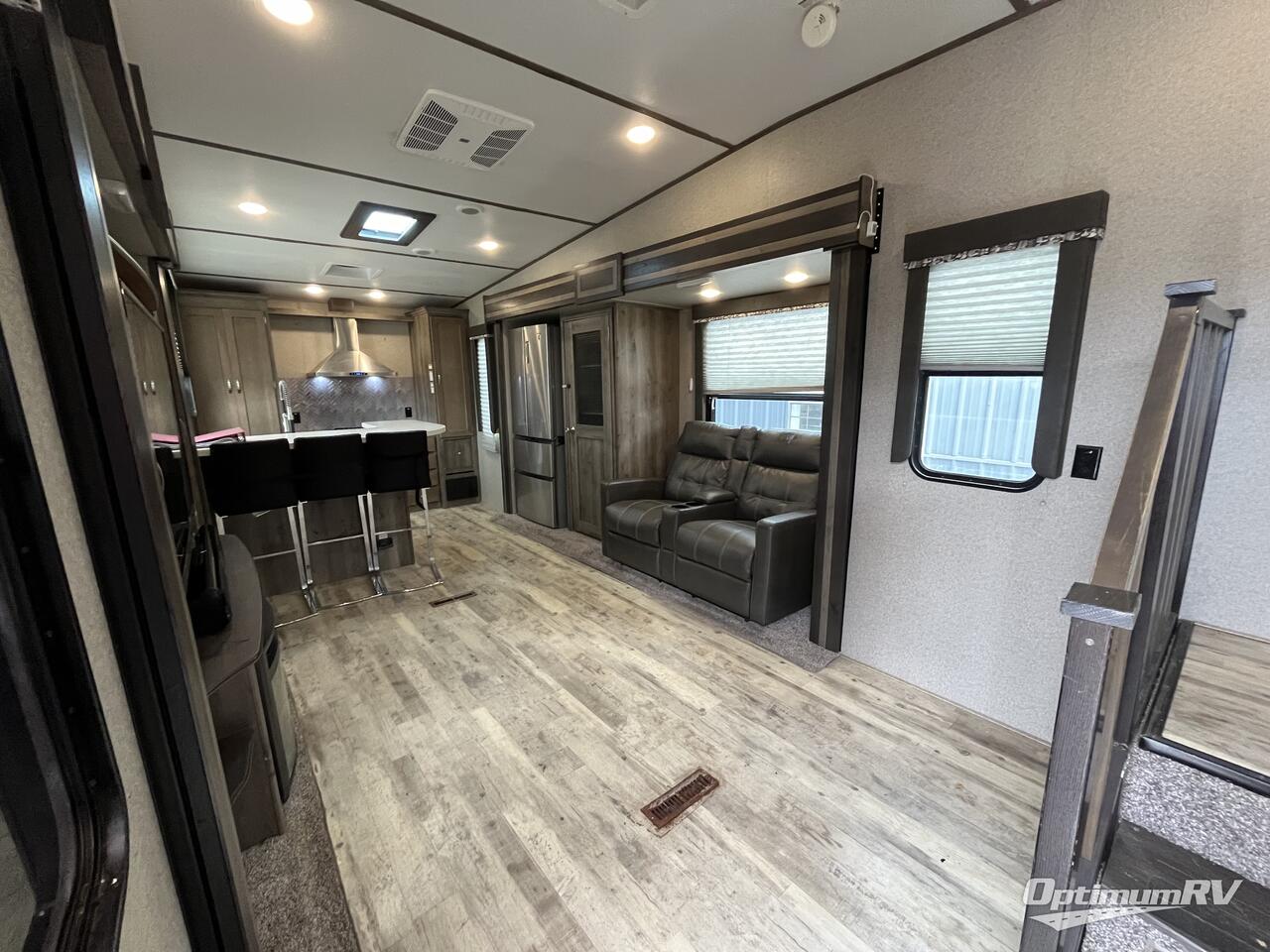2018 Keystone Sprinter 3551FWMLS Photo 6