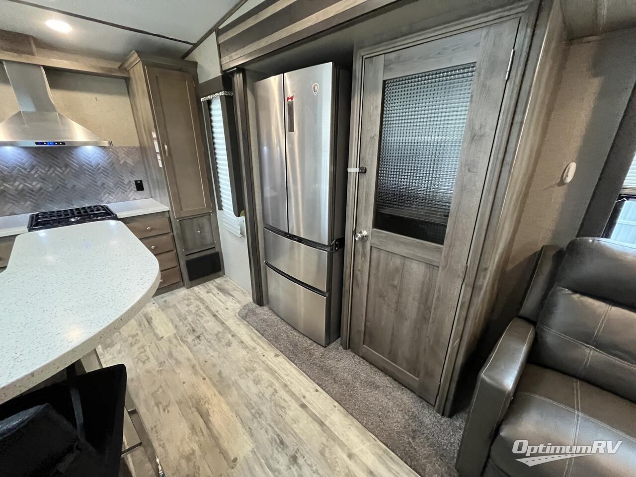 2018 Keystone Sprinter 3551FWMLS Photo 9