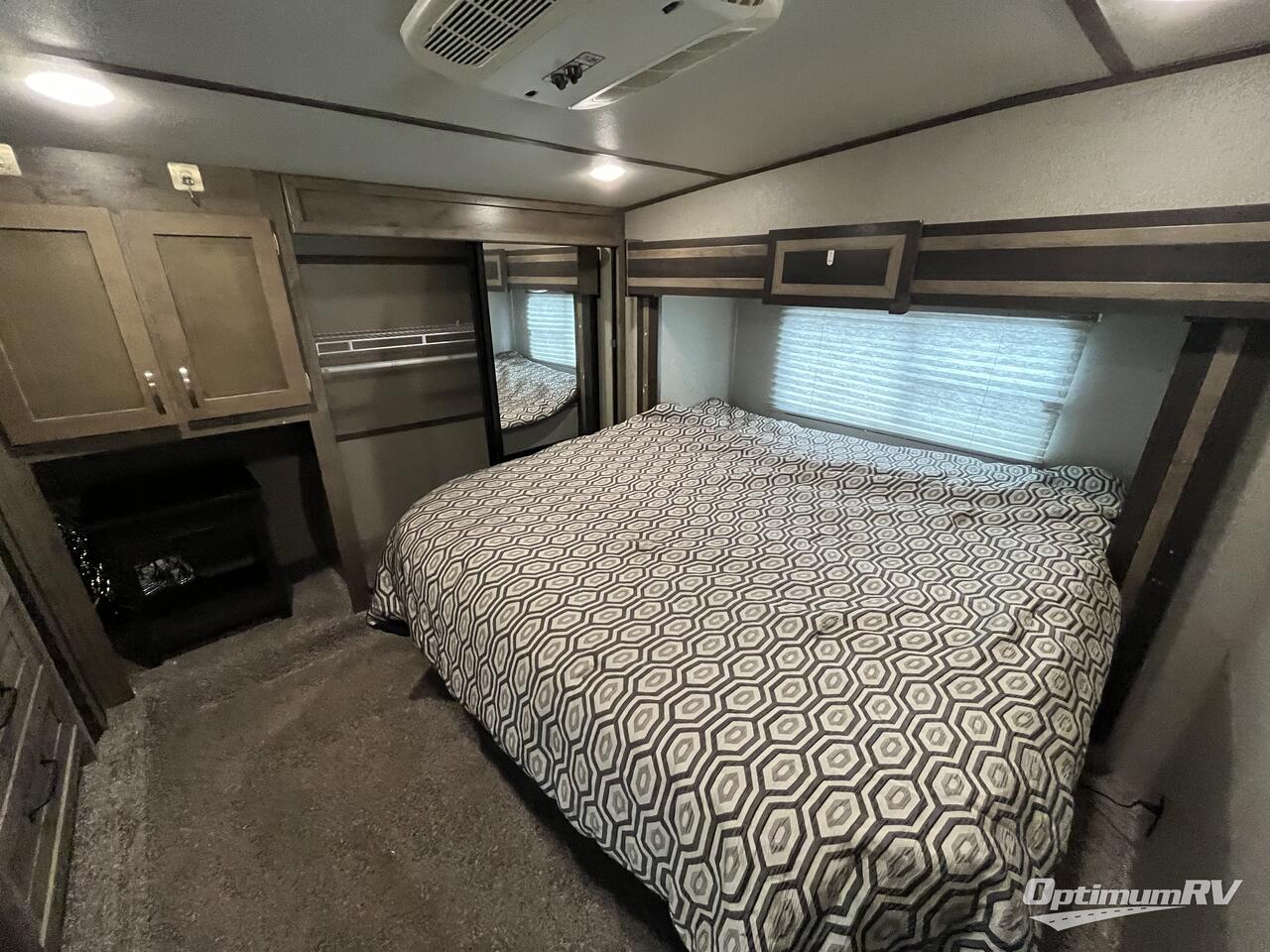 2018 Keystone Sprinter 3551FWMLS Photo 24