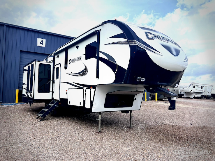 2018 Prime Time Crusader 319RKT RV Photo 1