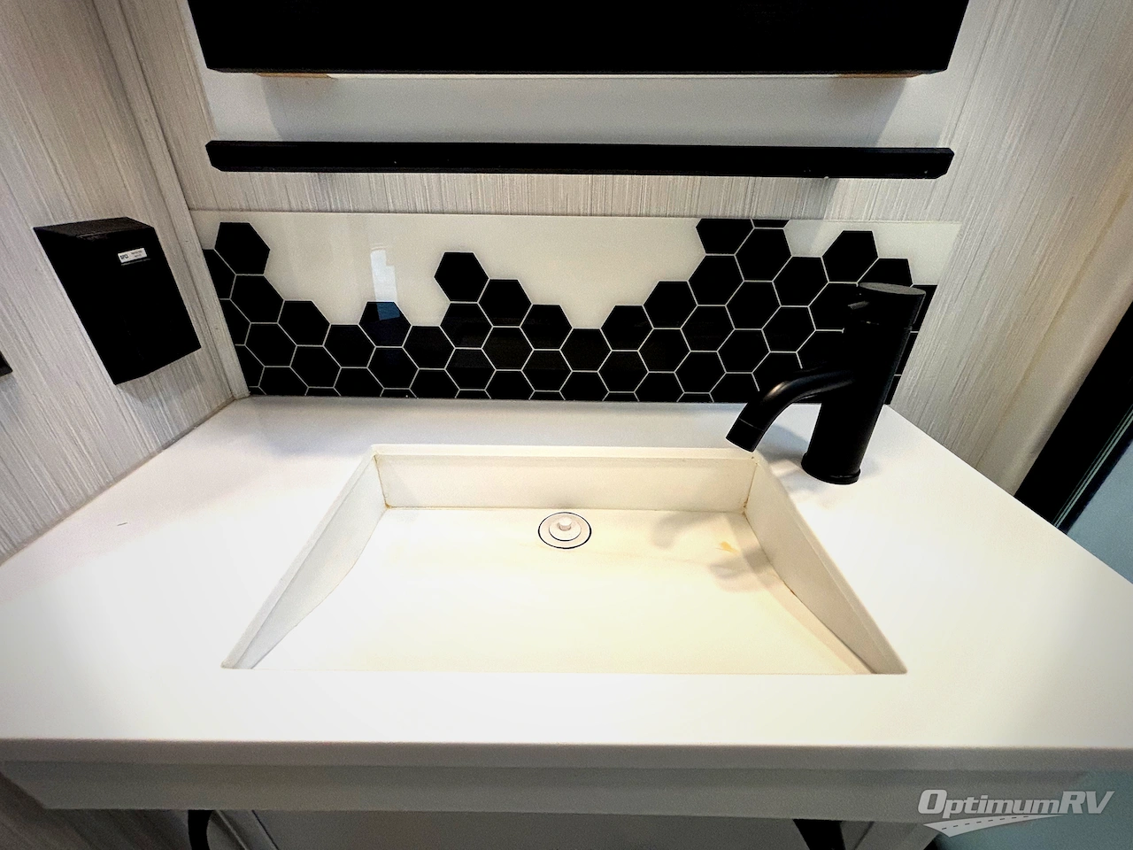 2023 Forest River Cedar Creek Cottage 40CCK Photo 14