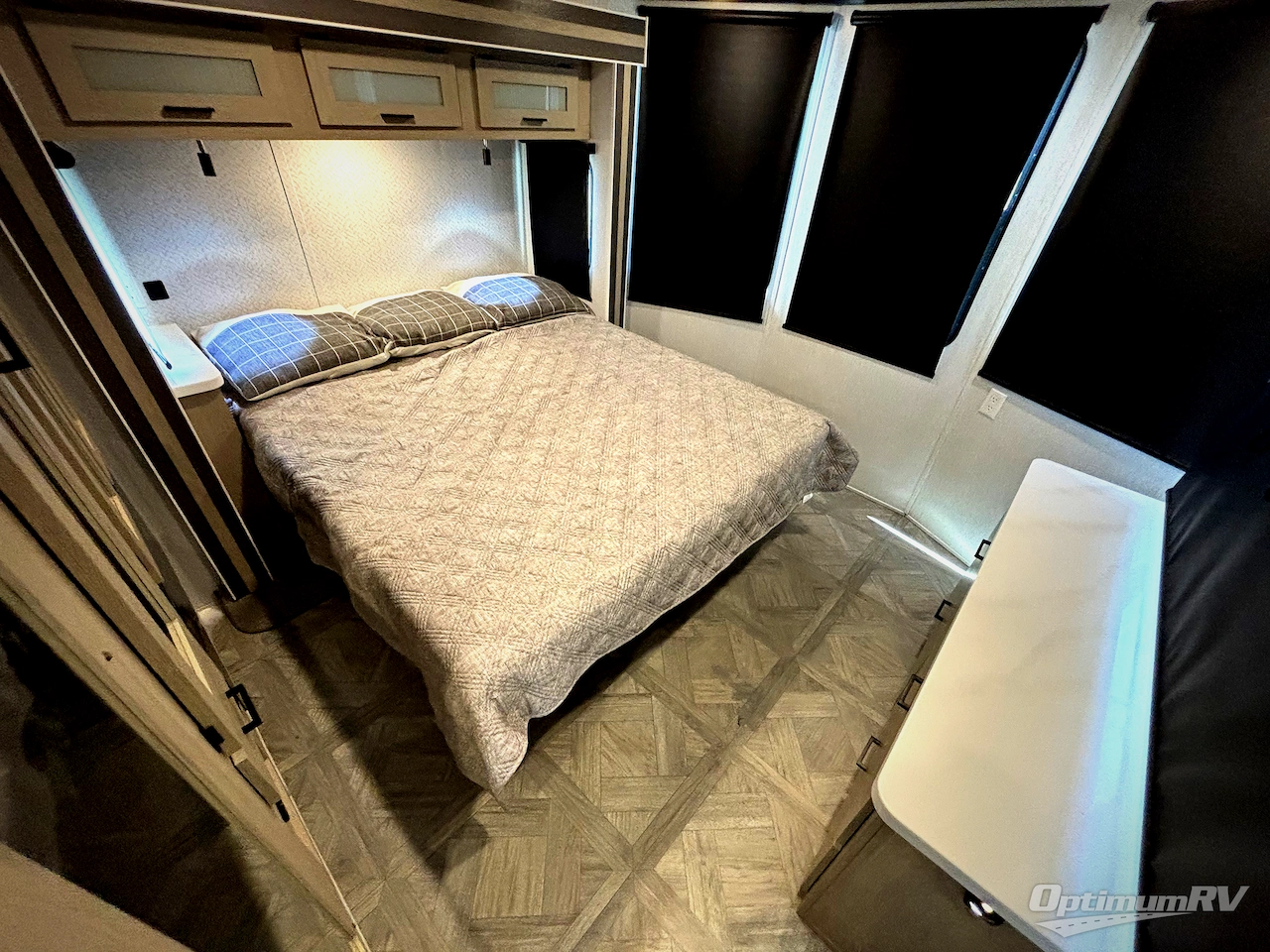 2023 Forest River Salem Grand Villa 42VIEW Photo 7