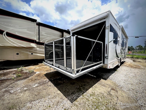 2022 Thor Outlaw 29J RV Photo 4