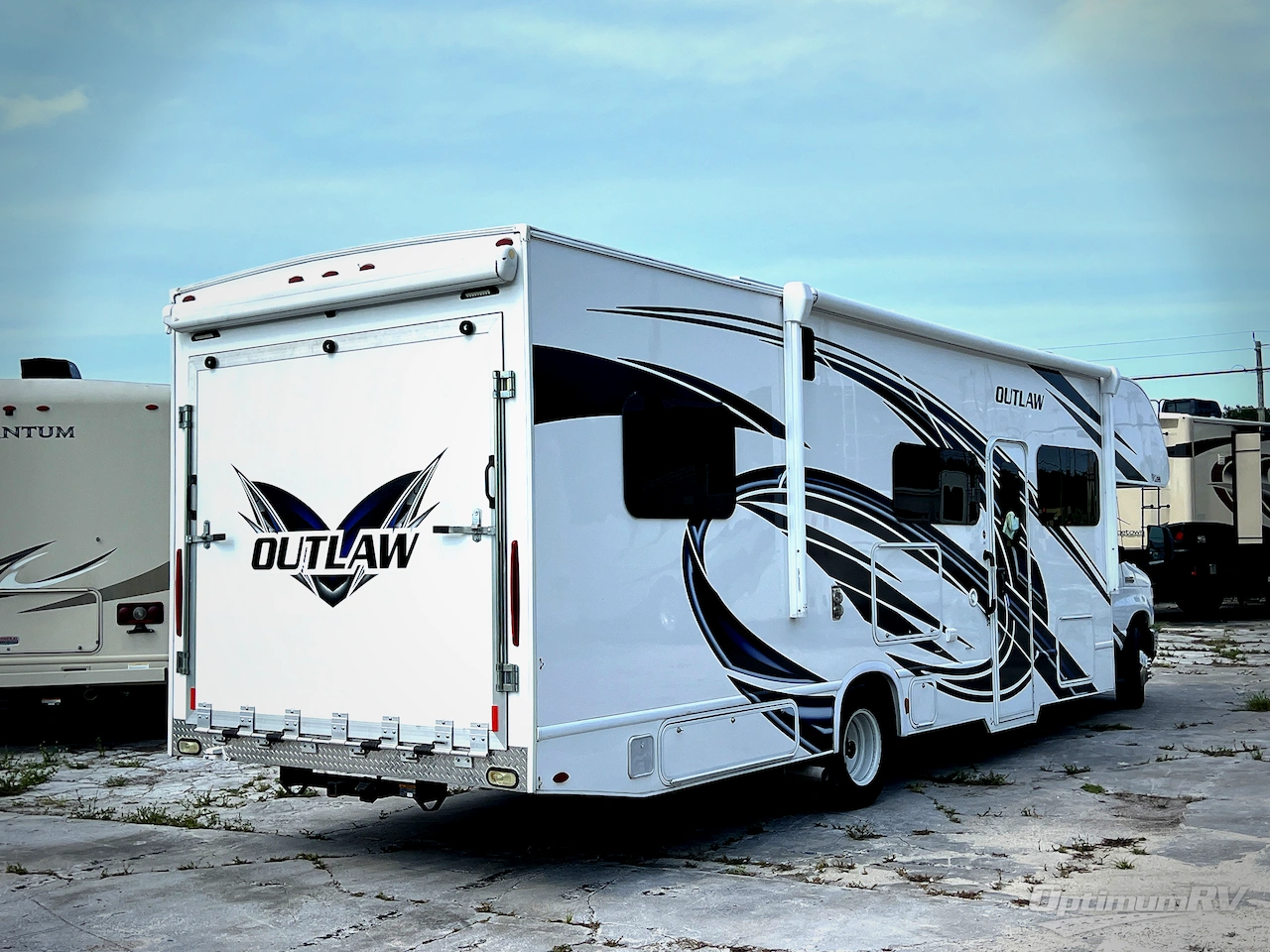 2022 Thor Outlaw 29J Photo 2