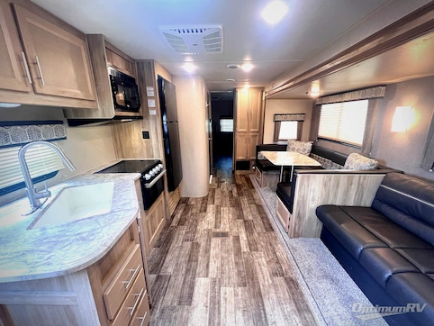 2021 Coachmen Catalina Legacy 323BHDSCK RV Photo 2
