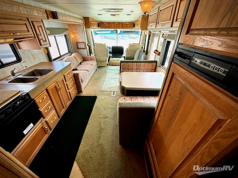2000 Holiday Rambler Vacationer Vacationer RV Photo 2