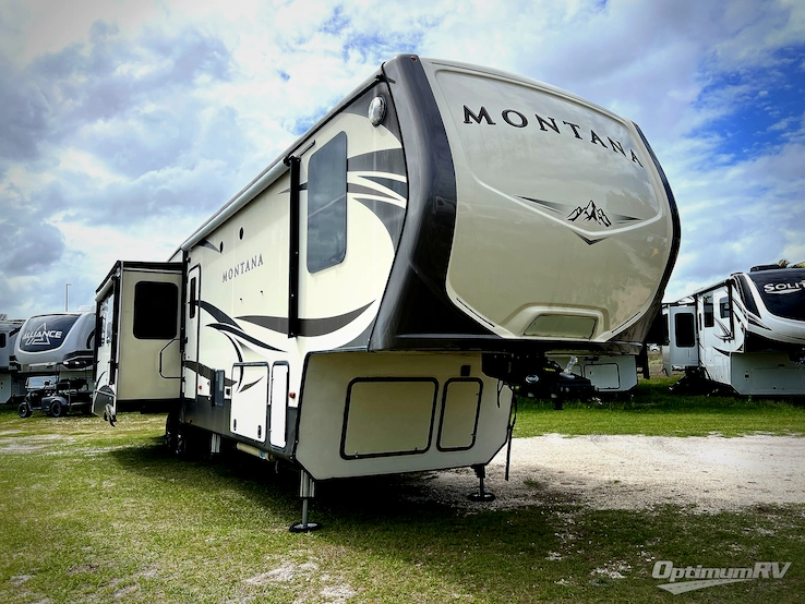 2017 Keystone Montana 3720RL RV Photo 1
