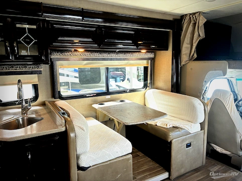 2017 Thor Quantum LF31 RV Photo 3