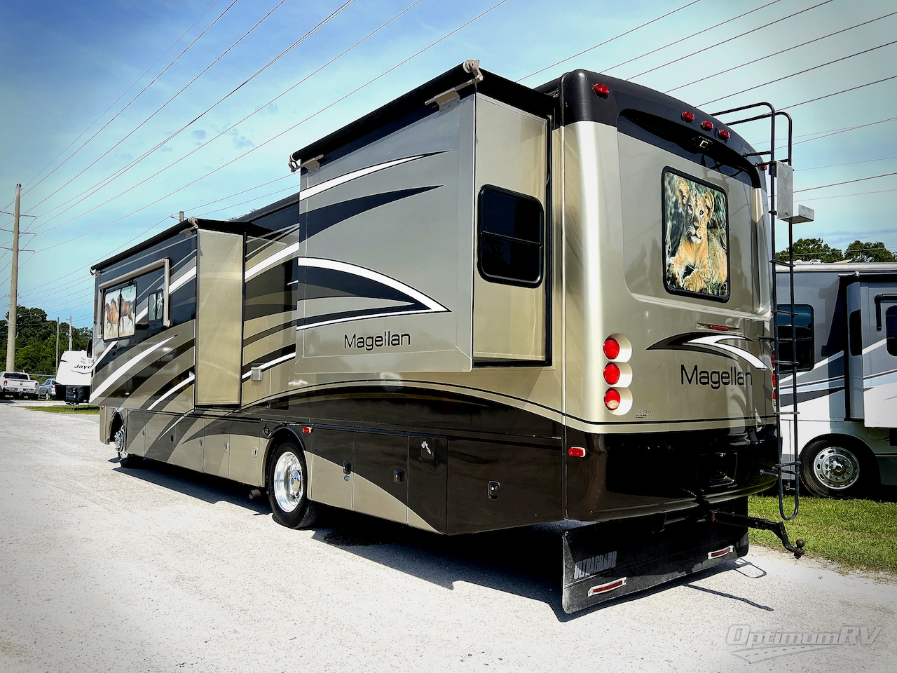 2009 Four Winds Magellan 36R Photo 2