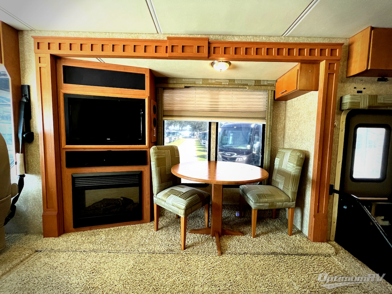 2009 Four Winds Magellan 36R Photo 7