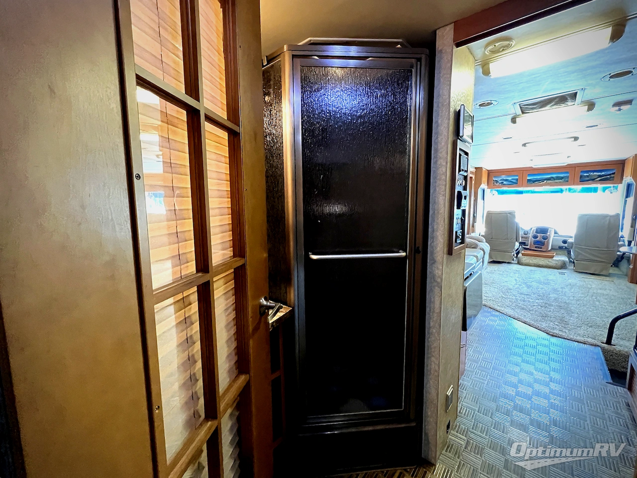 2009 Four Winds Magellan 36R Photo 17