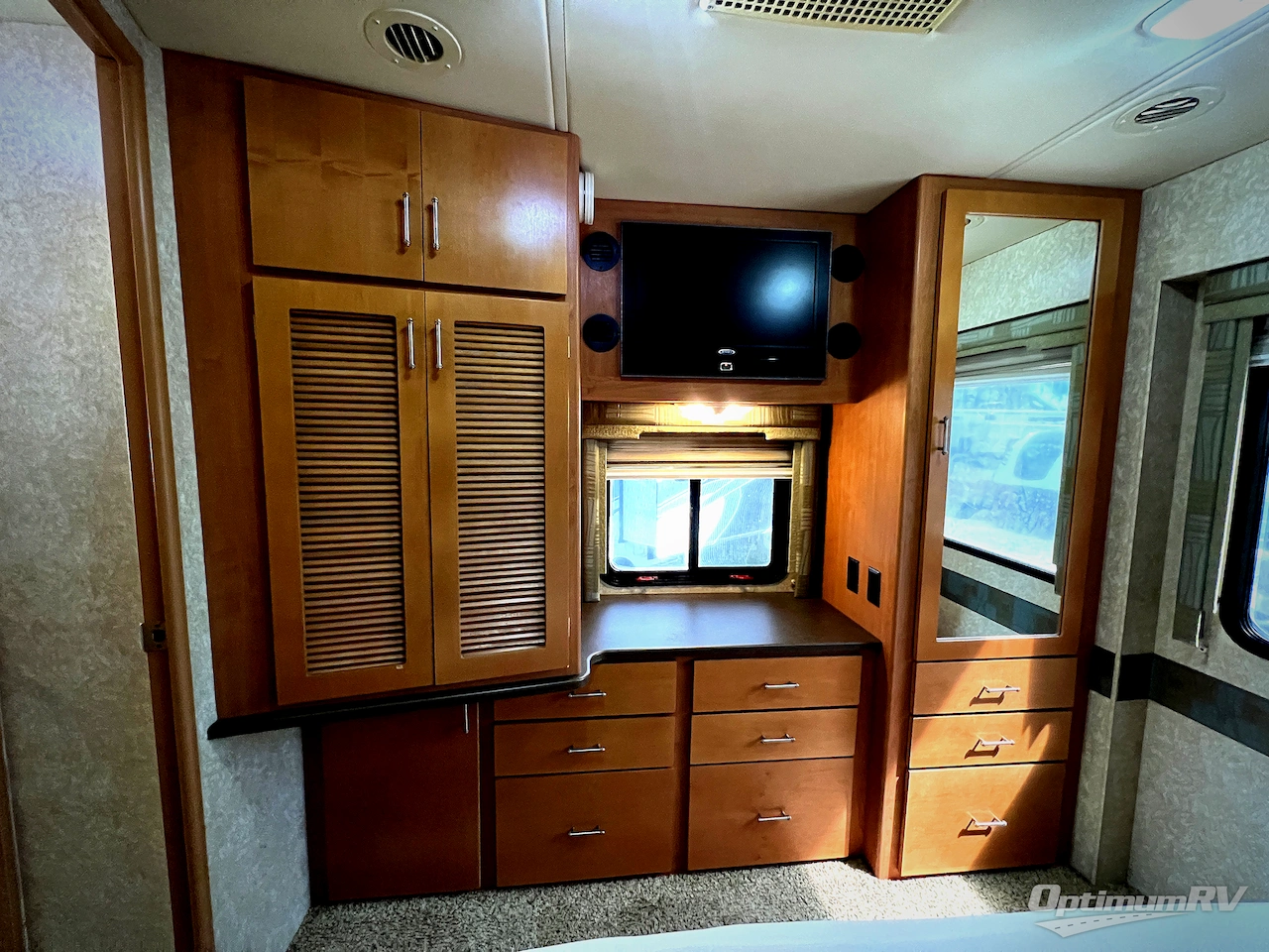 2009 Four Winds Magellan 36R Photo 21