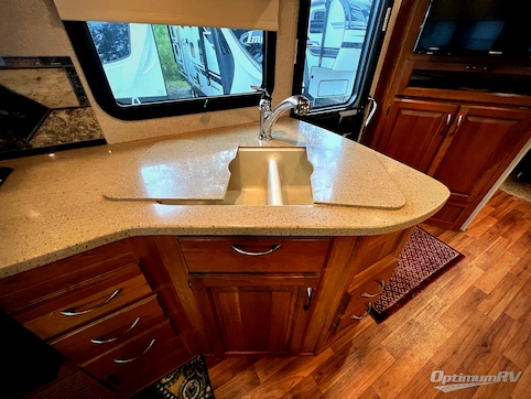2016 Jayco Greyhawk 31FK RV Photo 3
