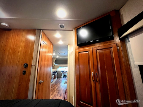 2016 Jayco Greyhawk 31FK RV Photo 4