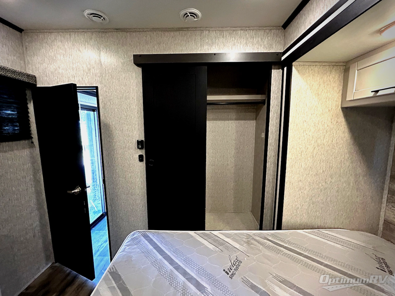 2023 CrossRoads Hampton HP364MBL Photo 11