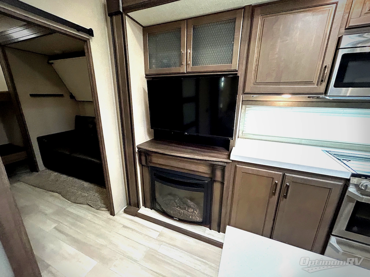 2021 Grand Design Solitude S-Class 3740BH Photo 17