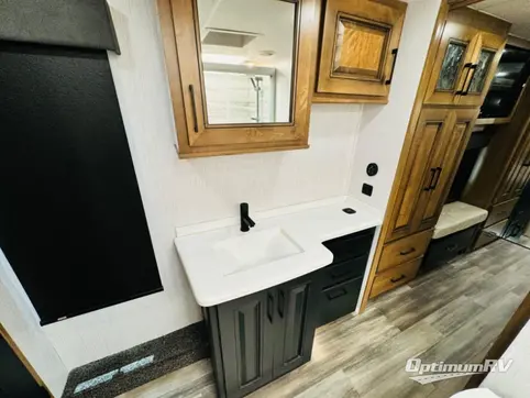 2022 Heartland Landmark Newport RV Photo 4