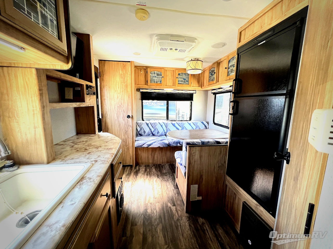 2019 Coachmen Freedom Express Ultra Lite 204RD Photo 5