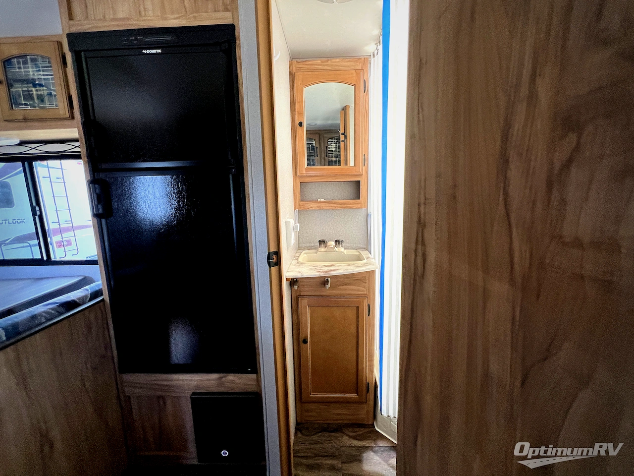 2019 Coachmen Freedom Express Ultra Lite 204RD Photo 14