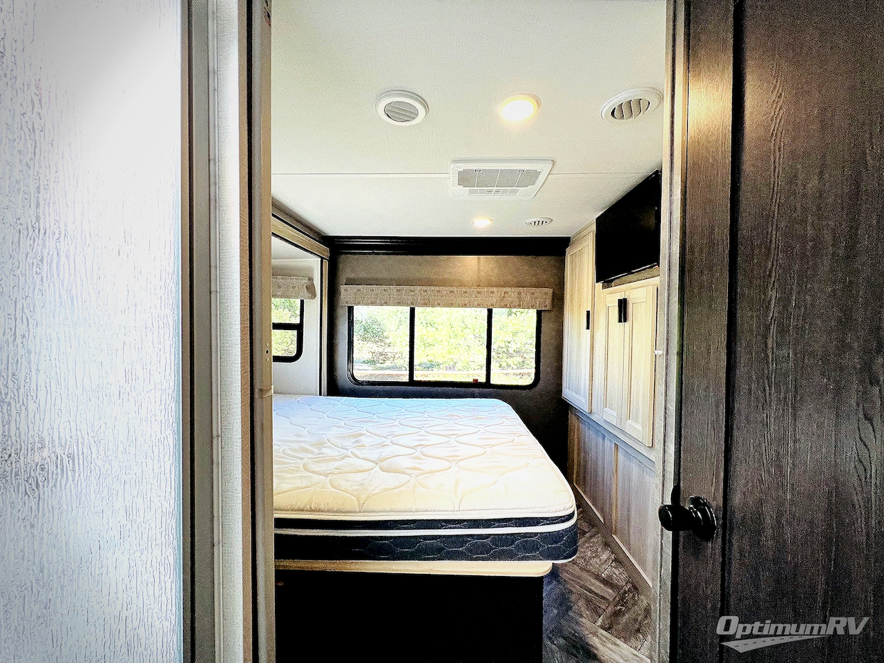 2022 Forest River Sunseeker Classic 3010DS Ford Photo 24