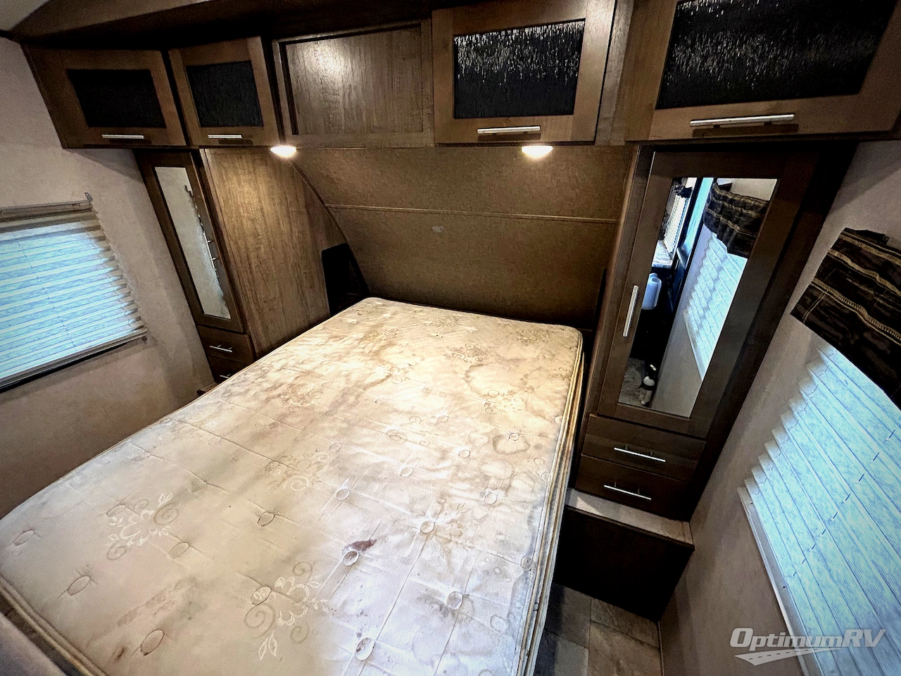 2018 Forest River Surveyor 295QBLE Photo 7