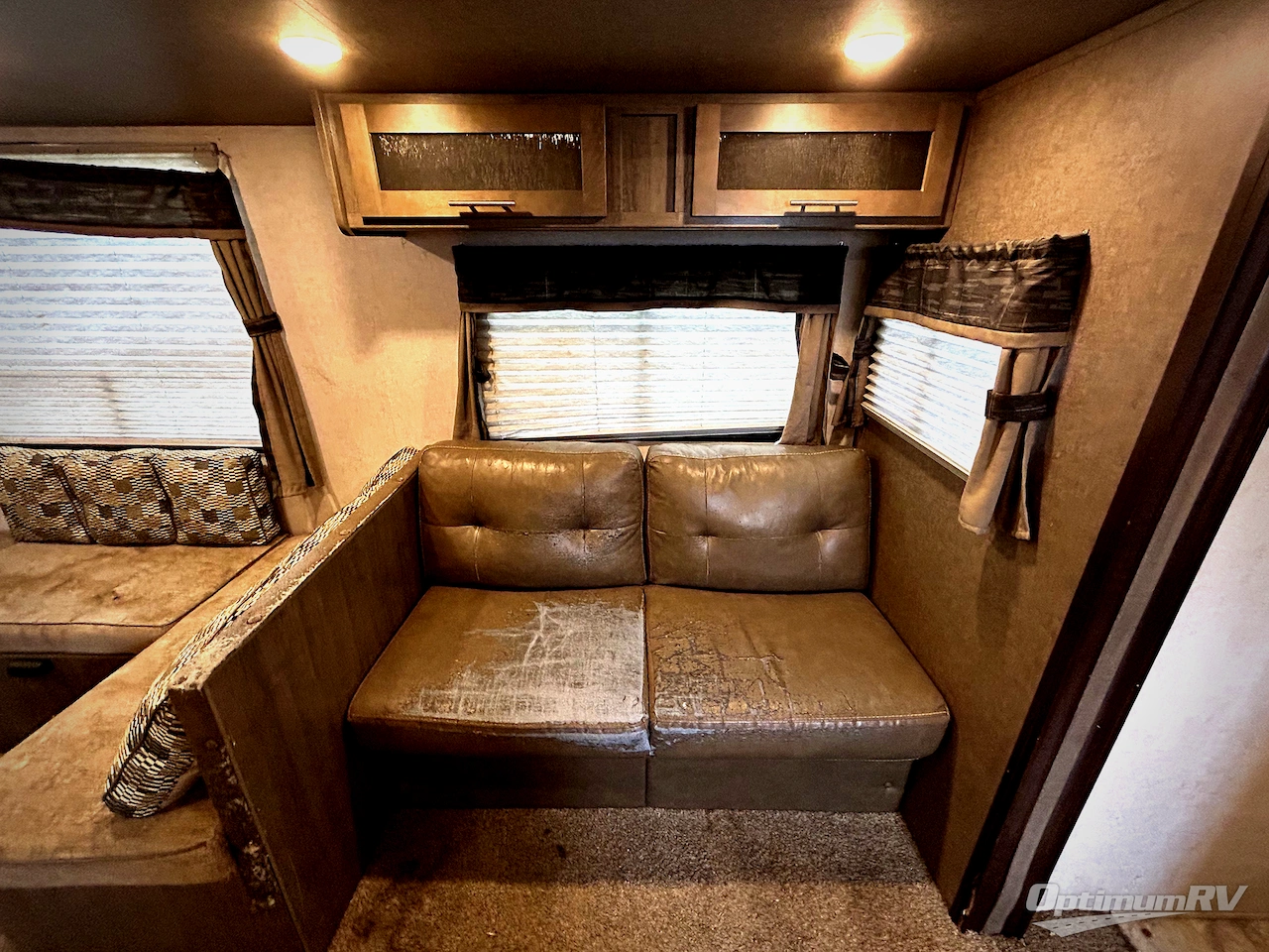 2018 Forest River Surveyor 295QBLE Photo 10