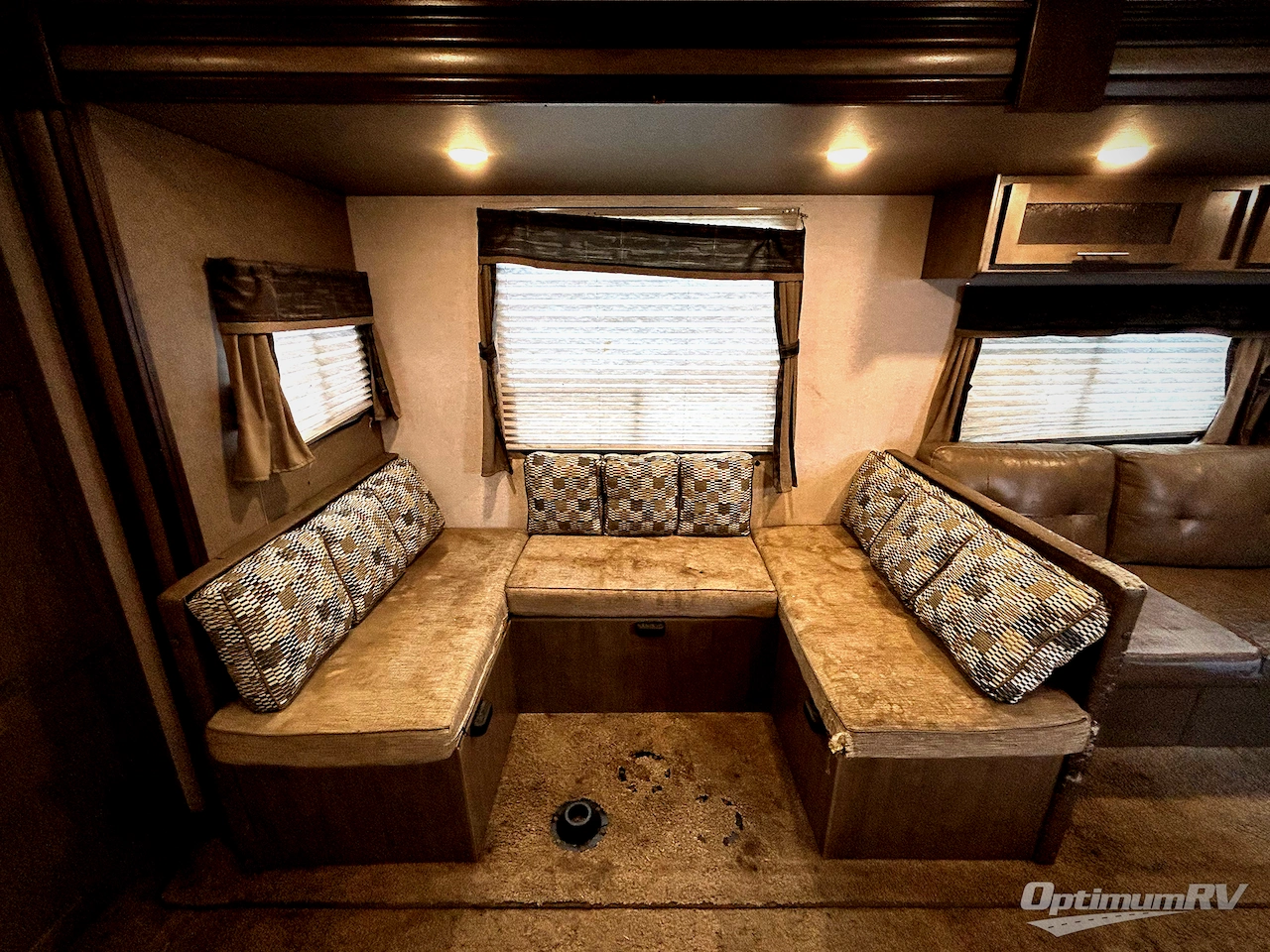 2018 Forest River Surveyor 295QBLE Photo 11