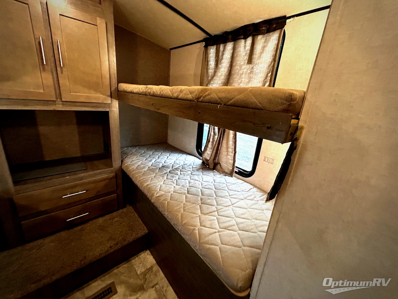 2018 Forest River Surveyor 295QBLE Photo 16