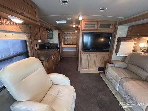 2012 Itasca Sunova 30A RV Photo 2