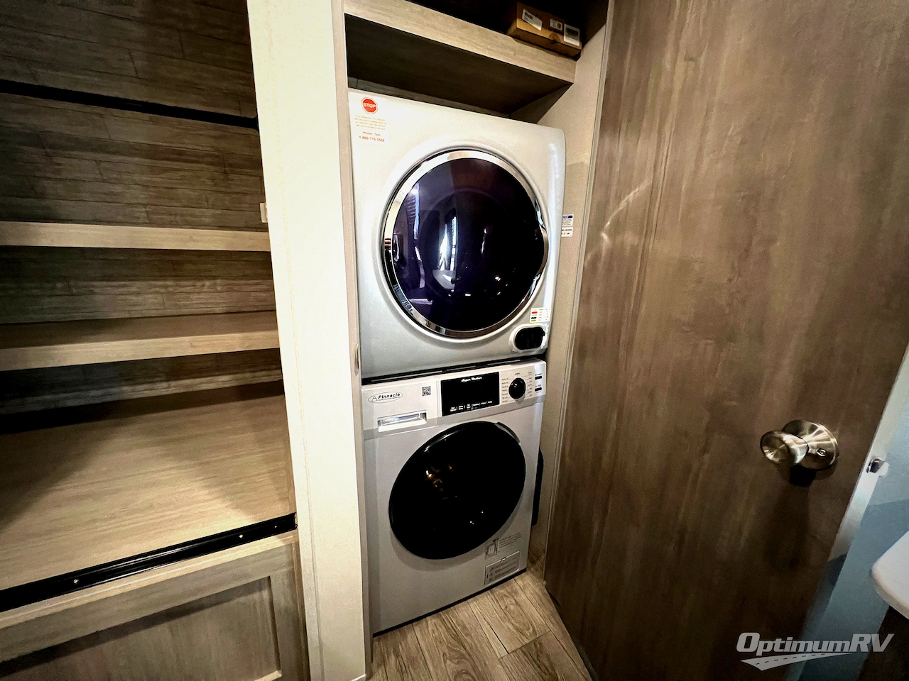 2025 Coachmen Catalina Legacy Edition 343BHTS Photo 22