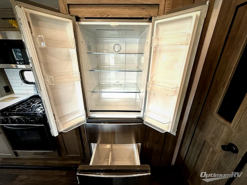 2022 Heartland ElkRidge 32RLS RV Photo 3