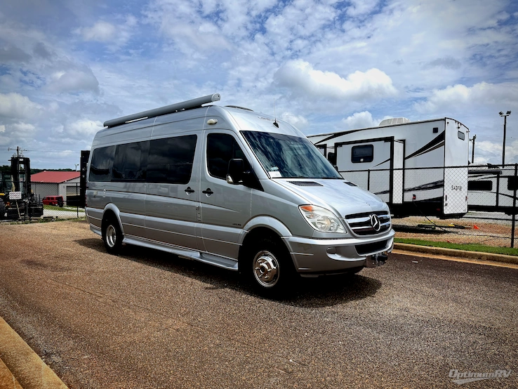 2013 Leisure Travel Free Spirit Free Spirit SS RV Photo 1